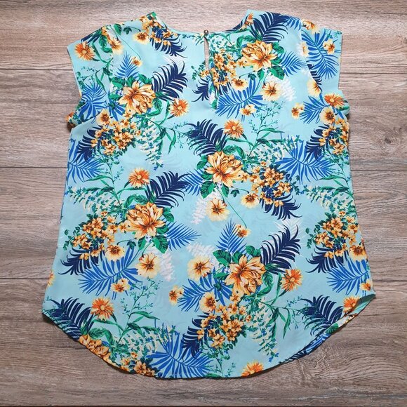 Lily White Women M Medium Short Sleeve Blouse Floral Hawaiian - Picture 5 of 5